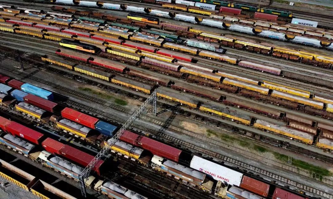 該國通脹升至40年來新高！數(shù)萬名工人舉行大罷工，交通運(yùn)輸嚴(yán)重中斷